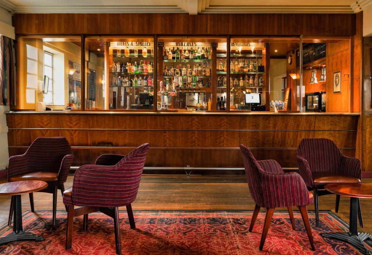 The Aviator Hotel Sywell Eksteriør billede